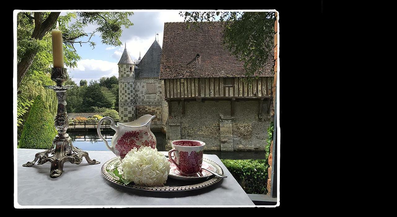 Manoir De Livet Bed & Breakfast Saint-Germain-de-Livet Eksteriør bilde